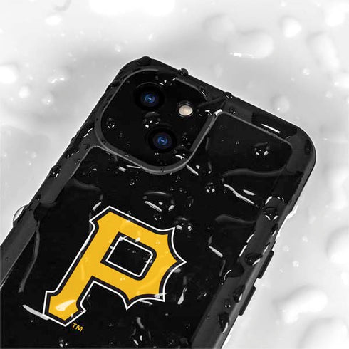 MLB Pittsburgh Pirates - Solid Distressed iPhone 15 Waterproof Case
