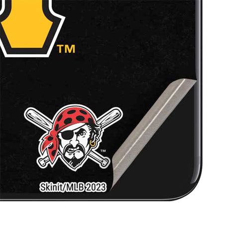 MLB Pittsburgh Pirates - Solid Distressed iPhone SE (2nd & 3rd Gen) Skin