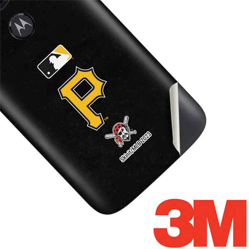 MLB Pittsburgh Pirates - Solid Distressed Moto E5 Play Skin