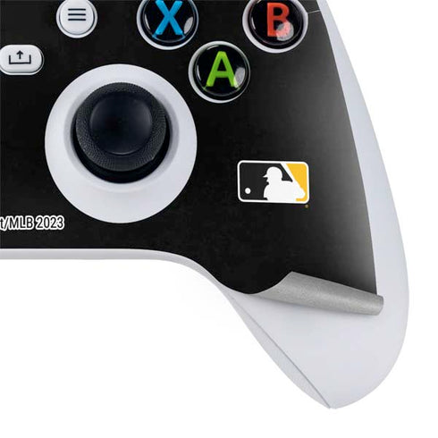 MLB Pittsburgh Pirates - Solid Distressed Xbox Series S Bundle Skin