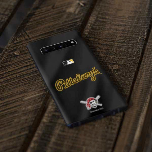 MLB Pittsburgh Pirates Alternate/Away Jersey Galaxy S10 Plus Skin