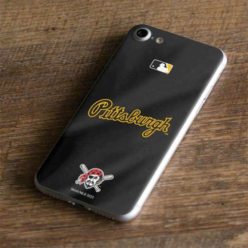MLB Pittsburgh Pirates Alternate/Away Jersey iPhone 8 Skin