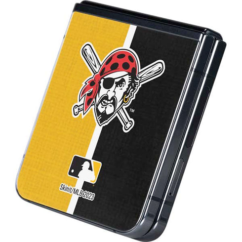 MLB Pittsburgh Pirates Split Galaxy Z Flip5 5G Skin