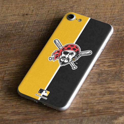 MLB Pittsburgh Pirates Split iPhone 8 Skin