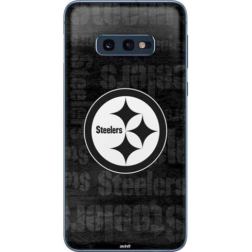 NFL Pittsburgh Steelers Black & White Galaxy S10e Skin