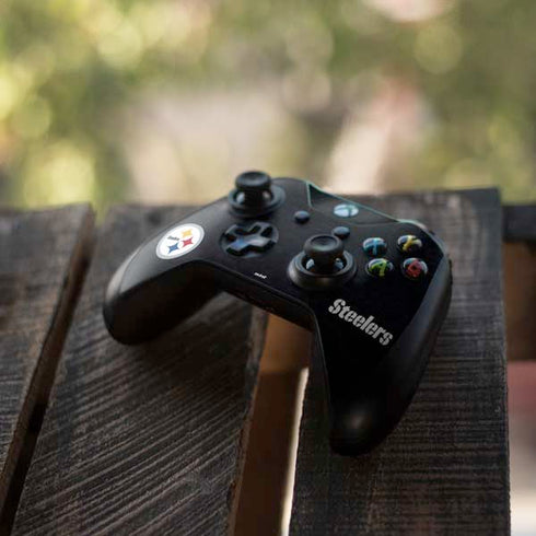 NFL Pittsburgh Steelers Distressed Xbox One S Controller Skin