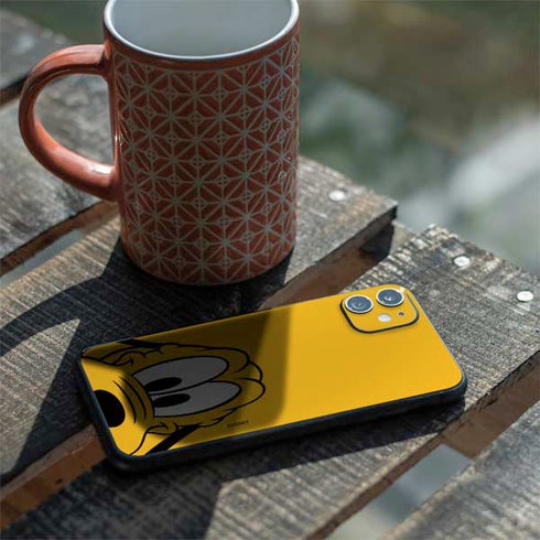Disney Friends Pluto Up Close iPhone 11 Skin