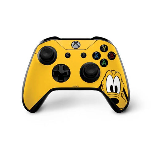 Disney Friends Pluto Up Close Xbox One X Bundle Skin