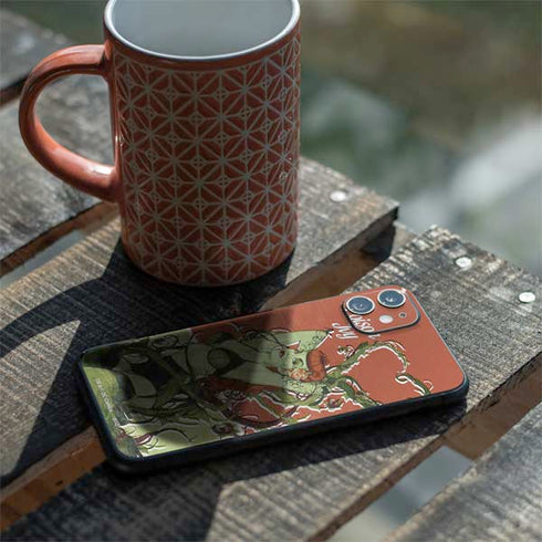 DC Comics Bombshells Poison Ivy iPhone 11 Skin