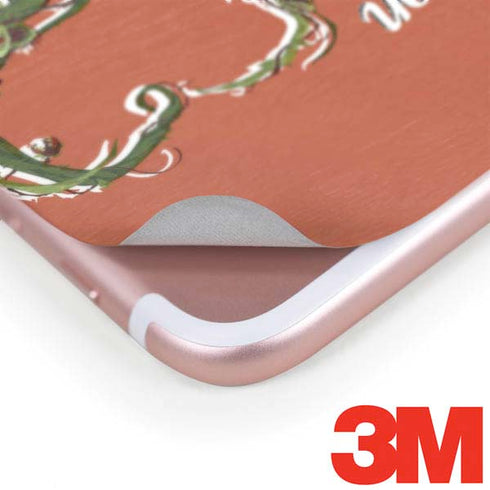 DC Comics Bombshells Poison Ivy iPhone 8 Plus Skin