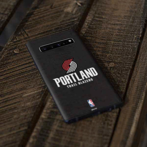 NBA Portland Trail Blazers Distressed Galaxy S10 Skin