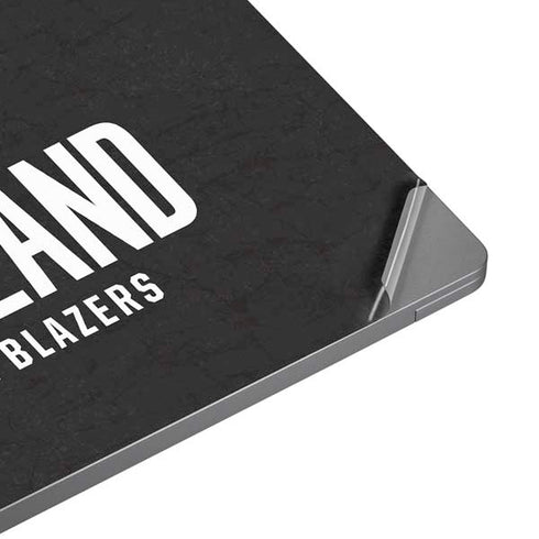 NBA Portland Trail Blazers Distressed Universal Laptop 13in (10.6 x 7.6in) Skin