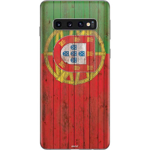 Portuguese Flag Dark Wood Galaxy S10 Skin