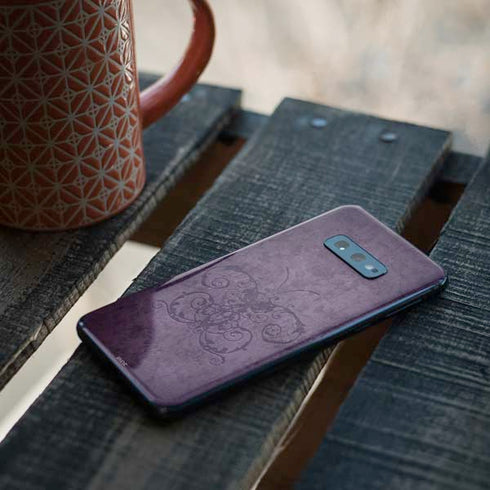 Brigid Ashwood Purple Damask Butterfly Galaxy S10e Skin
