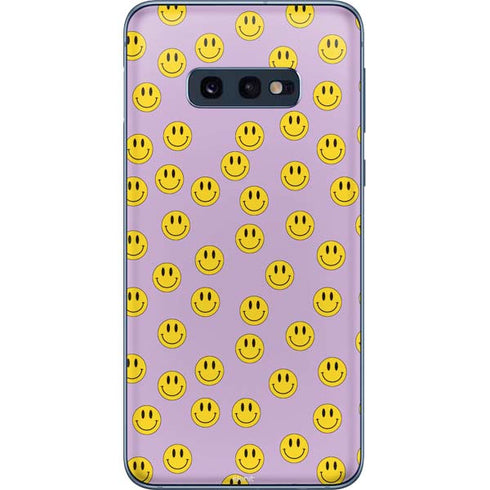 Purple Happy Face Pattern Galaxy S10e Skin