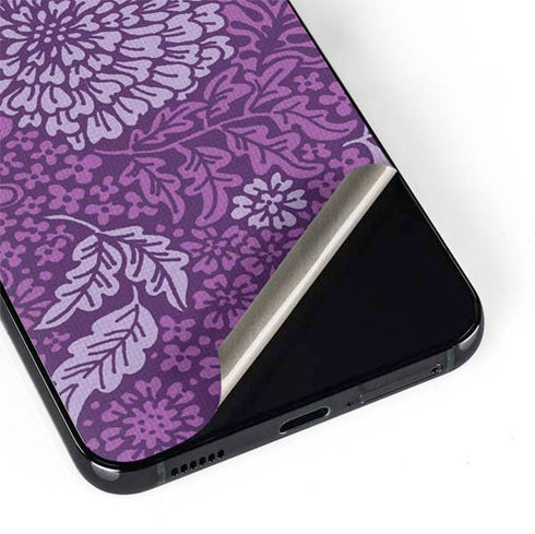 Radiant Orchid Floral Galaxy S22 Skin