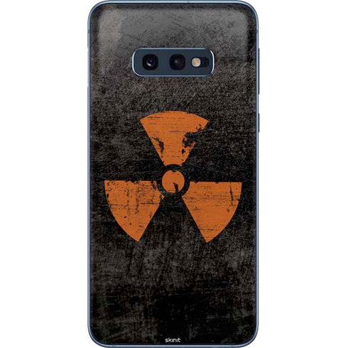 Radioactivity Black Galaxy S10e Skin