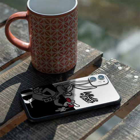 Looney Tunes Retro Bugs Bunny iPhone 11 Skin