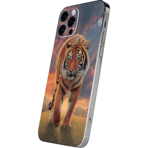 Vincent Hie Rising Tiger iPhone 12 Pro Skin