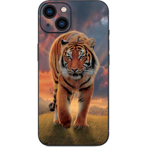 Rising Tiger by Vincent Hie iPhone 15 Plus Skin