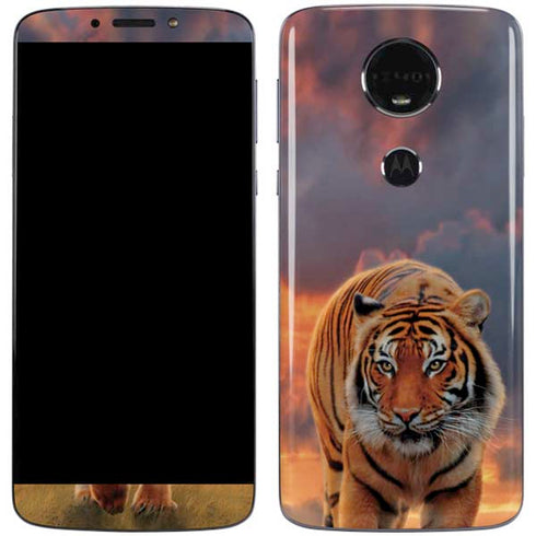 Vincent Hie Rising Tiger Moto E5 Plus Skin