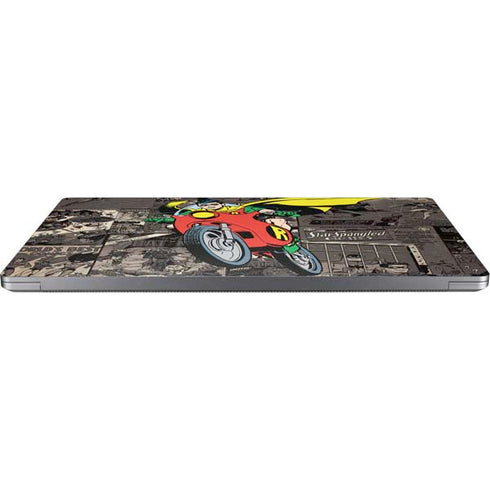 DC Comics Robin Vintage Action pose pattern Universal Laptop 16in (13 x 9.4in) Skin