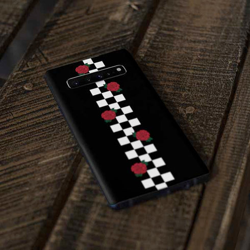 Rose Checkerboard Galaxy S10 Skin