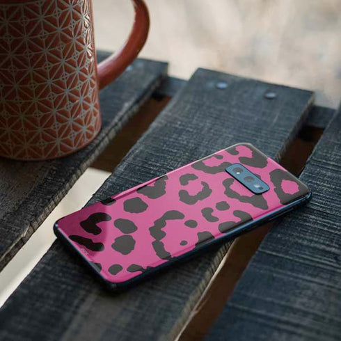 Rosy Leopard Galaxy S10e Skin