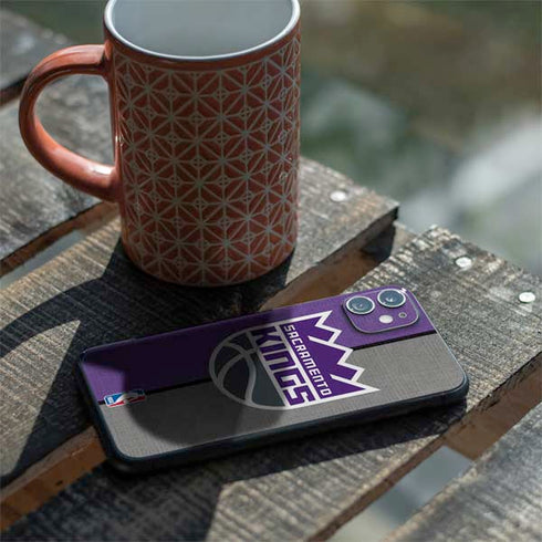 NBA Sacramento Kings Split Canvas iPhone 11 Skin