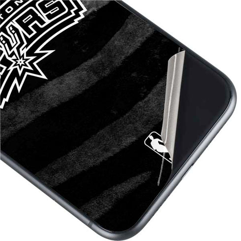 NBA San Antonio Spurs Black Animal Print iPhone 11 Skin