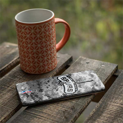 NBA San Antonio Spurs Digi Camo OnePlus 7 Pro Skin