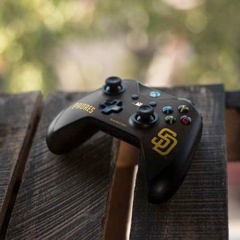 MLB San Diego Padres - Solid Distressed Xbox One X Controller Skin