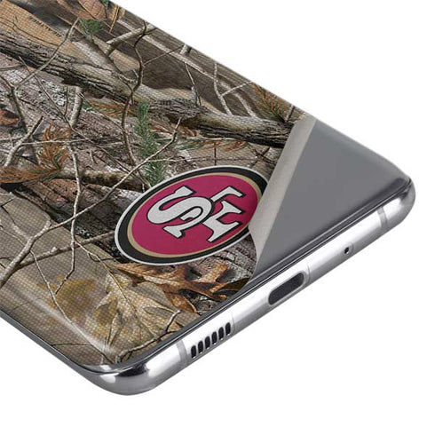 NFL San Francisco 49ers Realtree AP Camo Galaxy S20 Skin