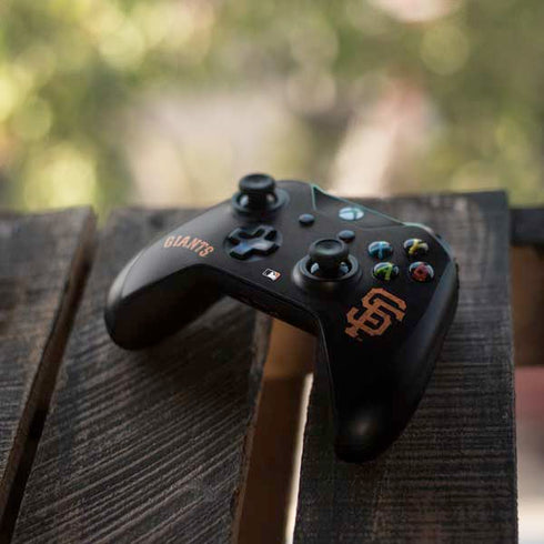 MLB San Francisco Giants - Solid Distressed Xbox One X Controller Skin