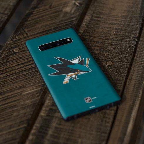 NHL San Jose Sharks Distressed Galaxy S10 Skin