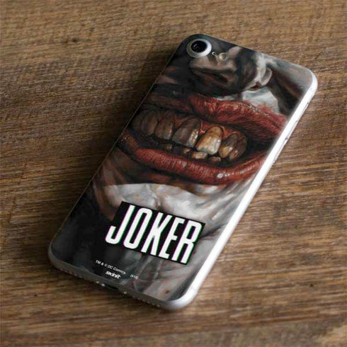 DC Comics Joker Graphic Novel Cover 2008 Art by Lee Bermejo iPhone 8 Skin