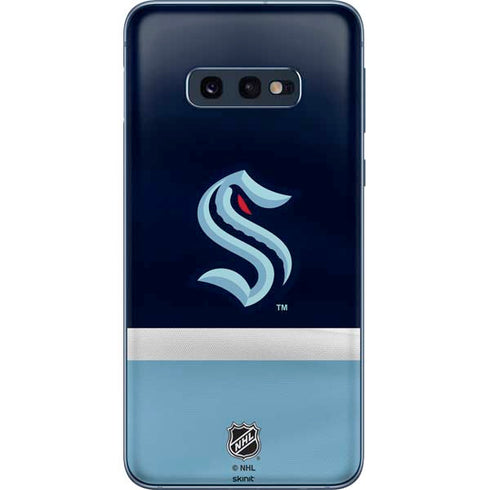 NHL Seattle Kraken Striped Galaxy S10e Skin