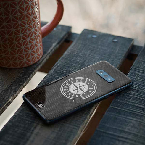 MLB Seattle Mariners Dark Wash Galaxy S10e Skin
