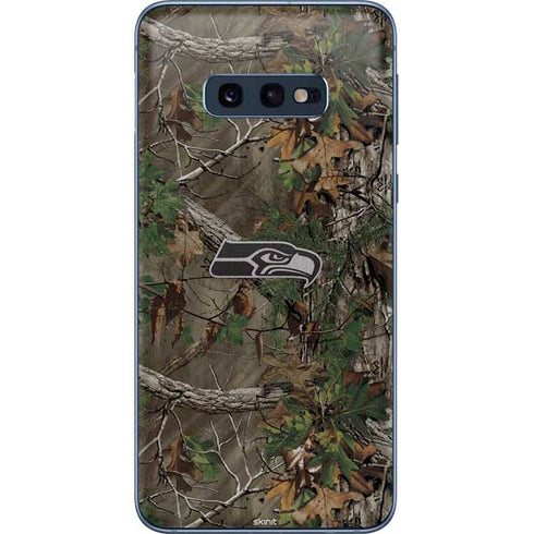 NFL Seattle Seahawks Realtree Xtra Green Camo Galaxy S10e Skin