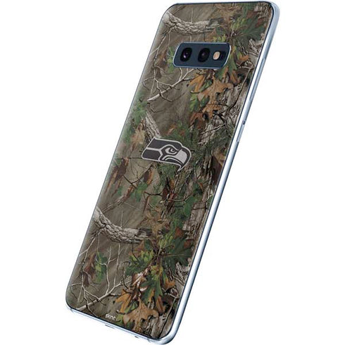 NFL Seattle Seahawks Realtree Xtra Green Camo Galaxy S10e Skin