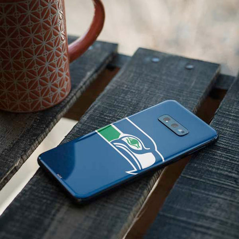 NFL Seattle Seahawks Retro Logo Galaxy S10e Skin