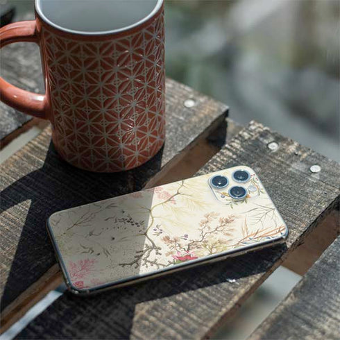 William Kilburn Seaweed on Silk Paper iPhone 11 Pro Skin