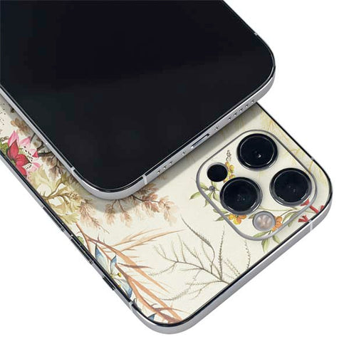 William Kilburn Seaweed on Silk Paper iPhone 12 Pro Max Skin
