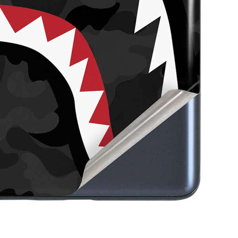 Shark Teeth Grey Street Camo Galaxy S20 Fan Edition Skin