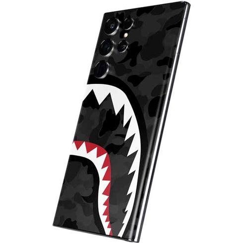 Shark Teeth Grey Street Camo Galaxy S22 Ultra Skin