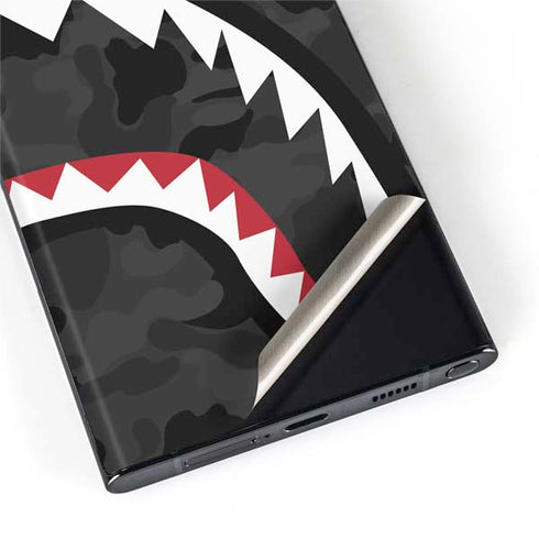 Shark Teeth Grey Street Camo Galaxy S22 Ultra Skin