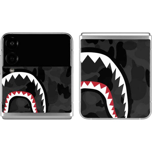 Shark Teeth Grey Street Camo Galaxy Z Flip4 5G Skin