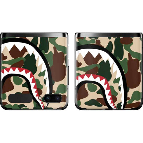 Shark Teeth Street Camo Galaxy Z Flip Skin
