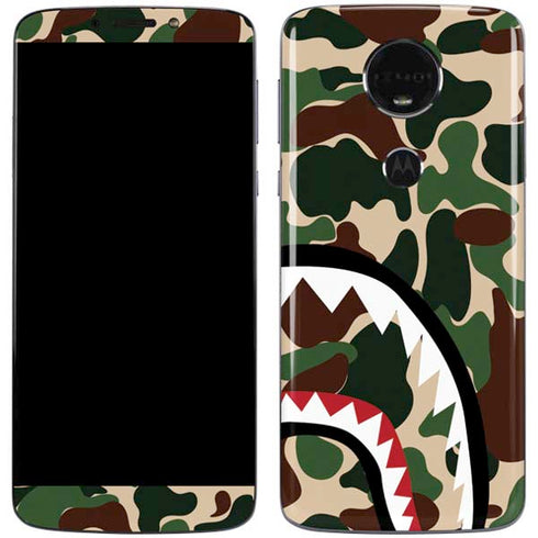 Shark Teeth Street Camo Moto E5 Plus Skin