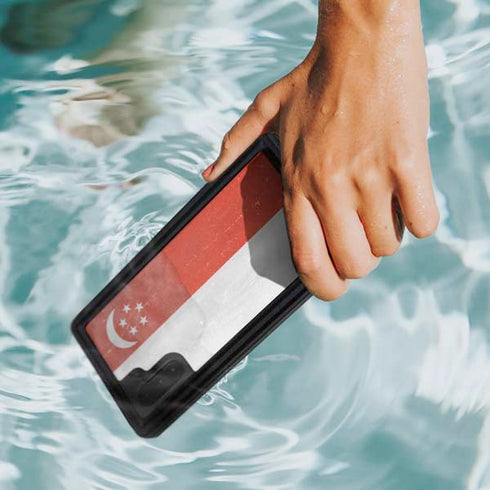 Singapore Flag Distressed Galaxy Note 10 Waterproof Case
